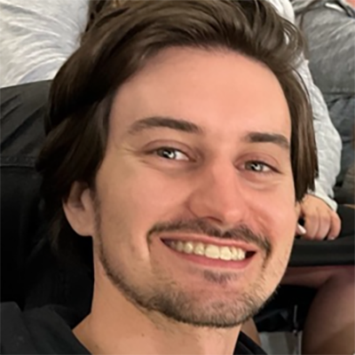 Headshot of Thomas